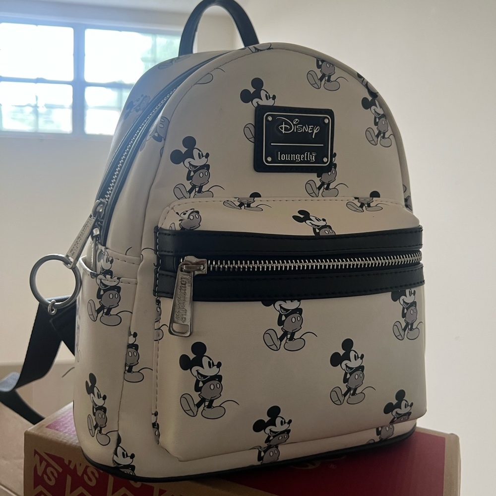 Mickey mouse Loungefly bag